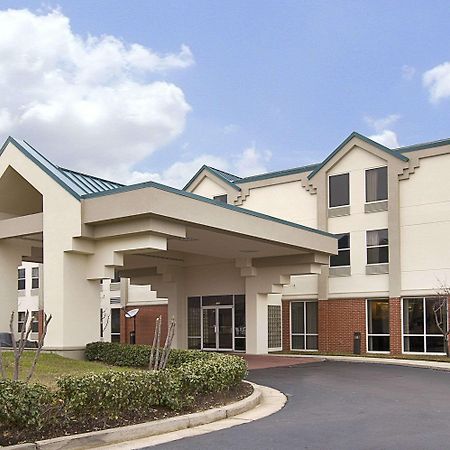 Days Inn & Suites By Wyndham Ridgeland Εξωτερικό φωτογραφία