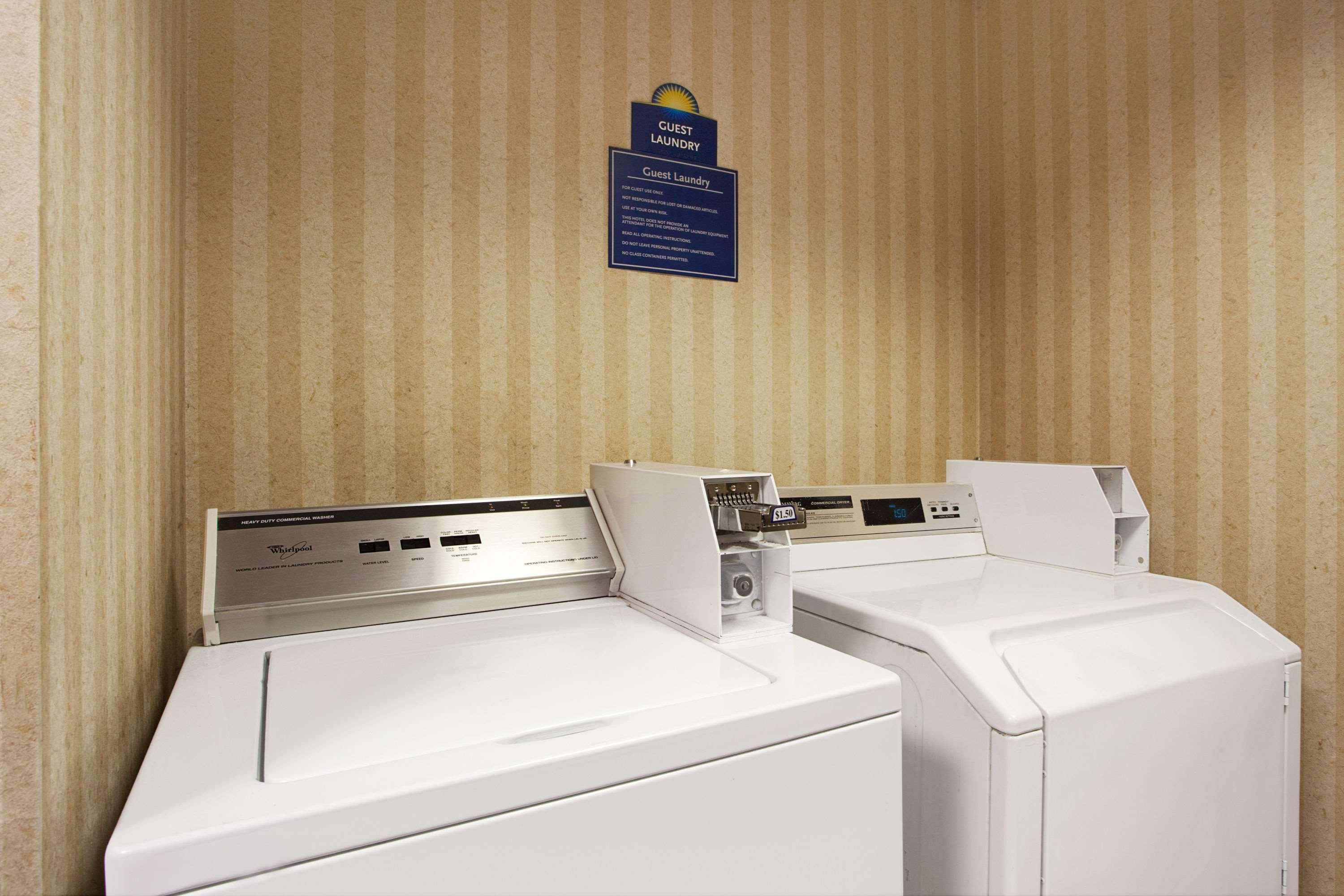 Days Inn & Suites By Wyndham Ridgeland Εξωτερικό φωτογραφία