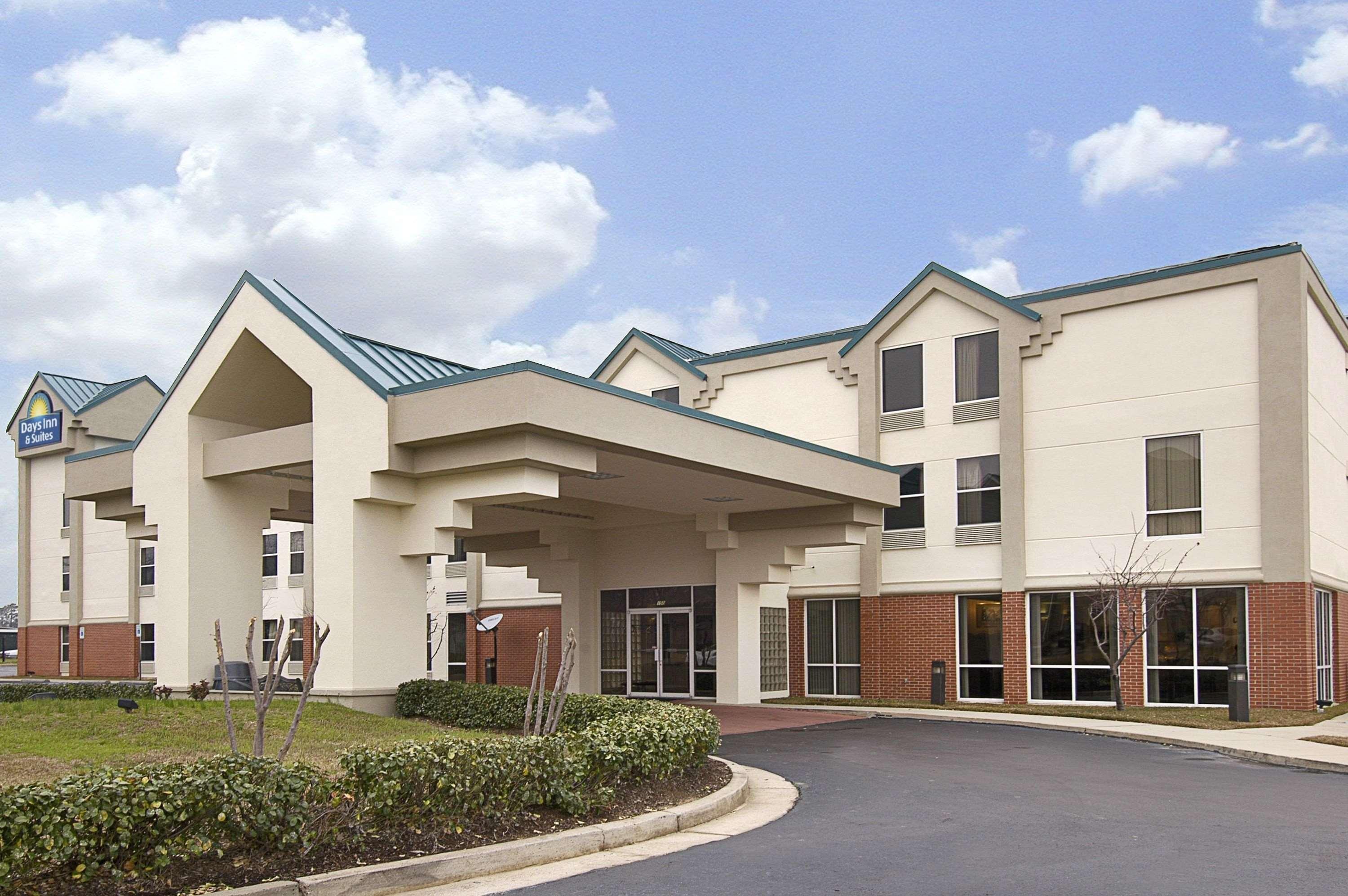 Days Inn & Suites By Wyndham Ridgeland Εξωτερικό φωτογραφία
