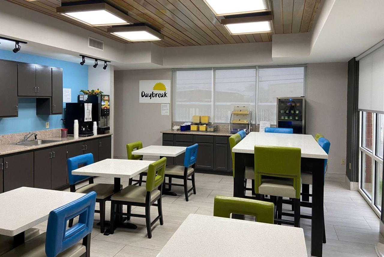 Days Inn & Suites By Wyndham Ridgeland Εξωτερικό φωτογραφία
